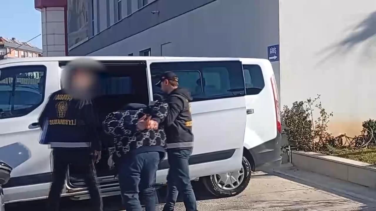 I S T A N B U L S U L T A N B E Y L I D E D U R I H T A R I N A 1203722 357905